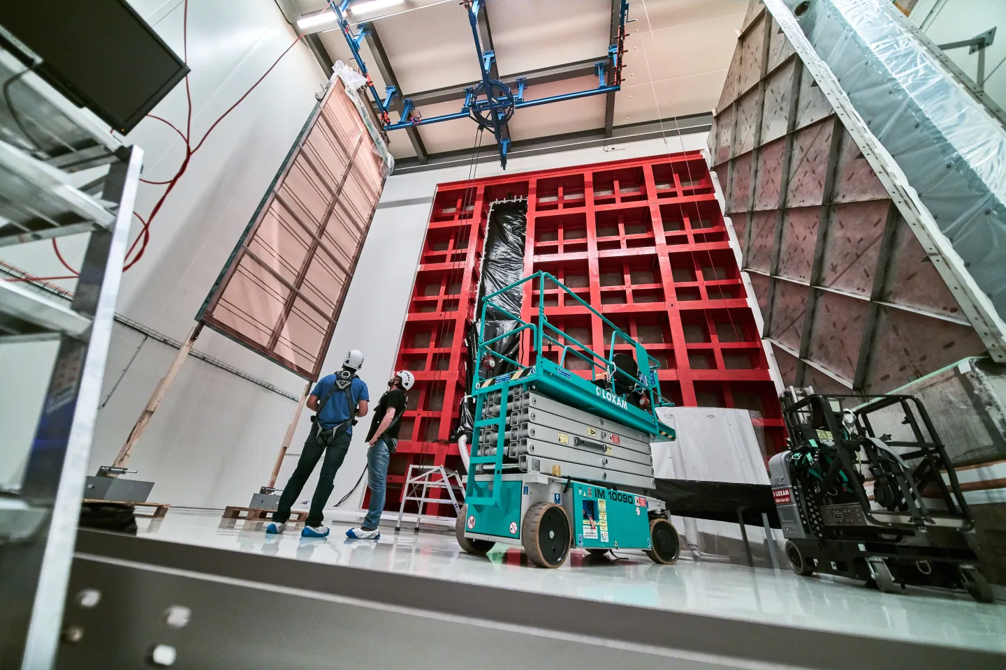 Bring on the DUNE detectors